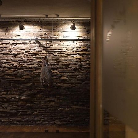 Garni Hotel Chicha - Winery Skrbic Belgrád Kültér fotó