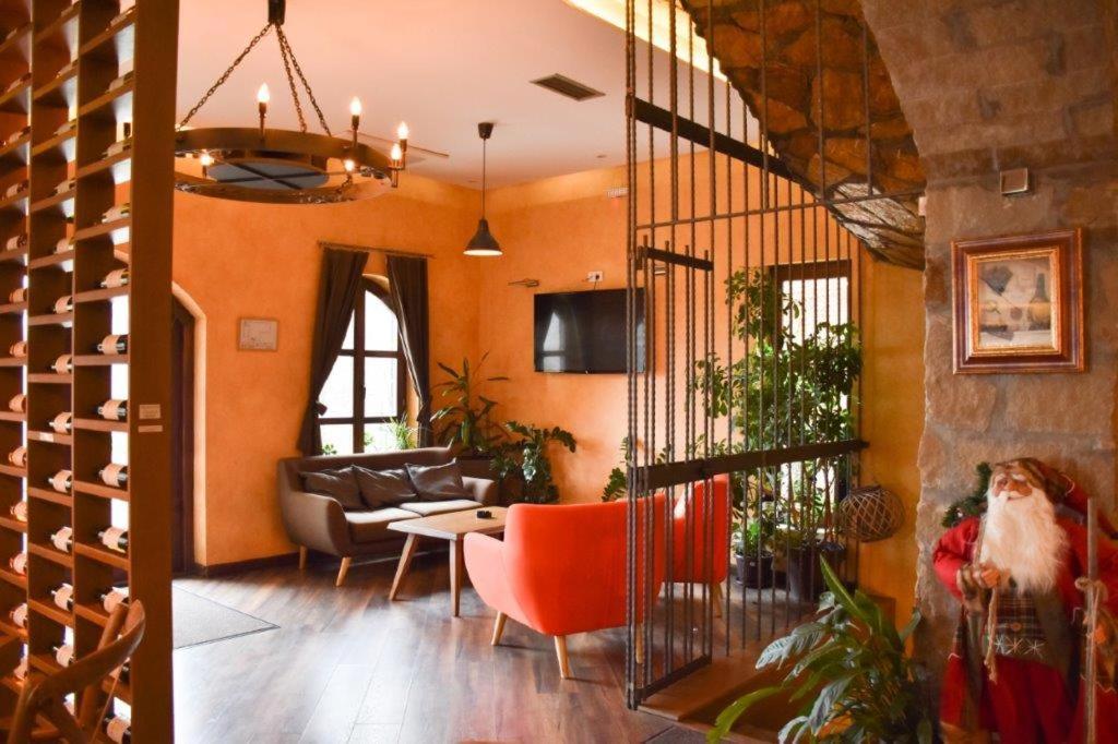 Garni Hotel Chicha - Winery Skrbic Belgrád Kültér fotó