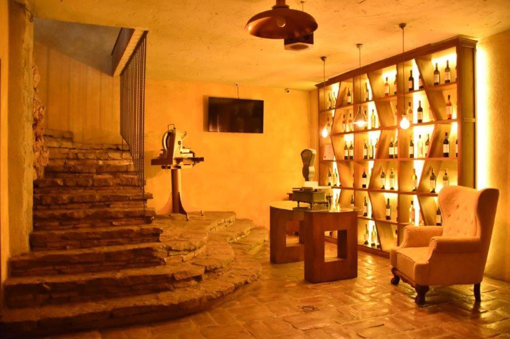 Garni Hotel Chicha - Winery Skrbic Belgrád Kültér fotó