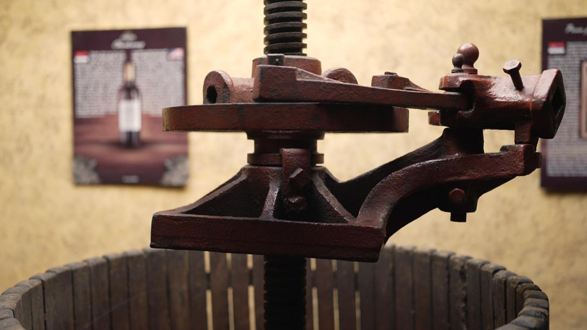 Garni Hotel Chicha - Winery Skrbic Belgrád Kültér fotó
