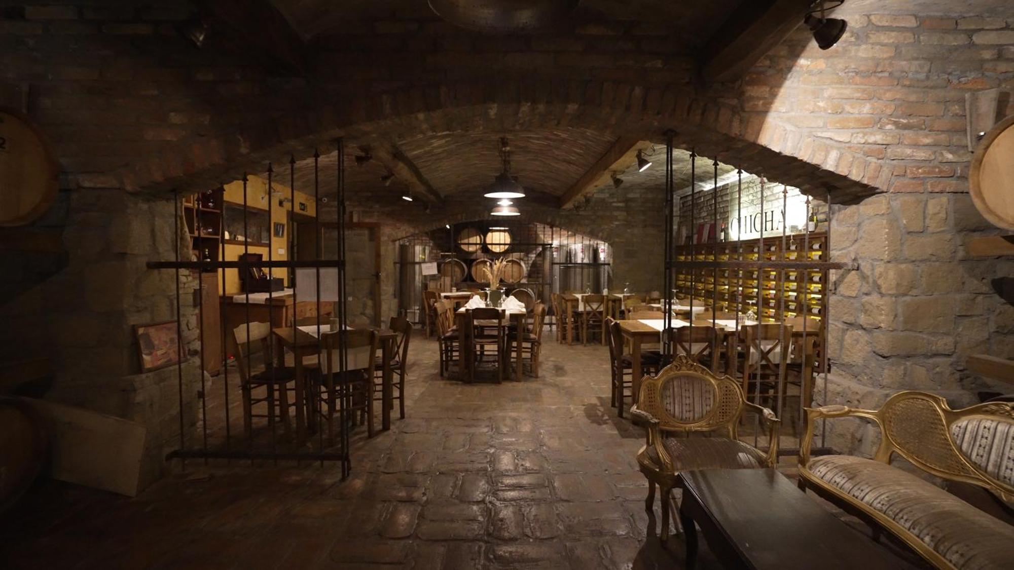 Garni Hotel Chicha - Winery Skrbic Belgrád Kültér fotó