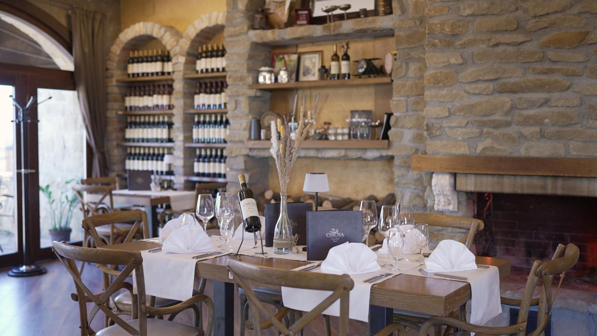 Garni Hotel Chicha - Winery Skrbic Belgrád Kültér fotó
