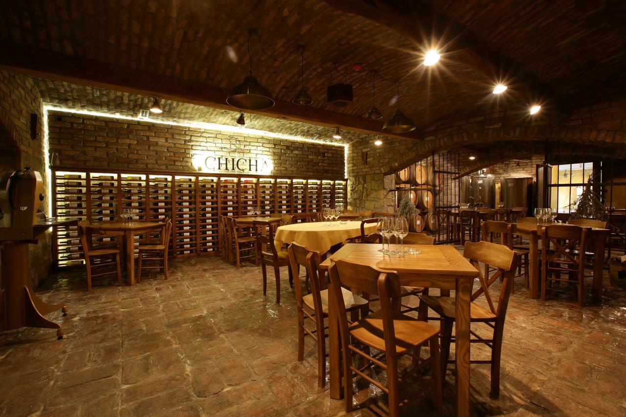 Garni Hotel Chicha - Winery Skrbic Belgrád Kültér fotó